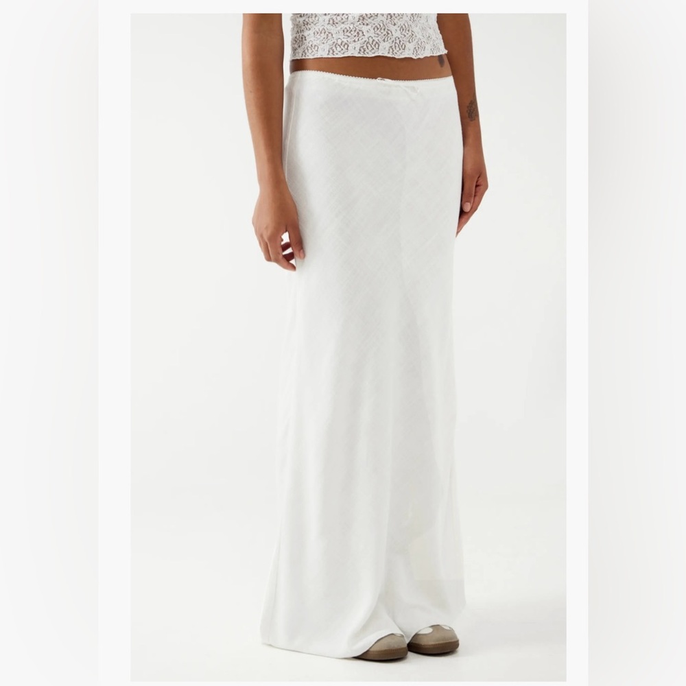 BDG Urban Outfitters White Top